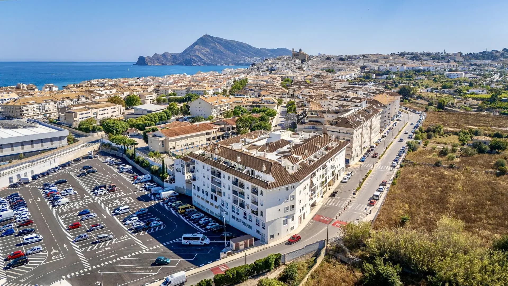 Aerial view of Altea with the CoWork Altea building and its free car park