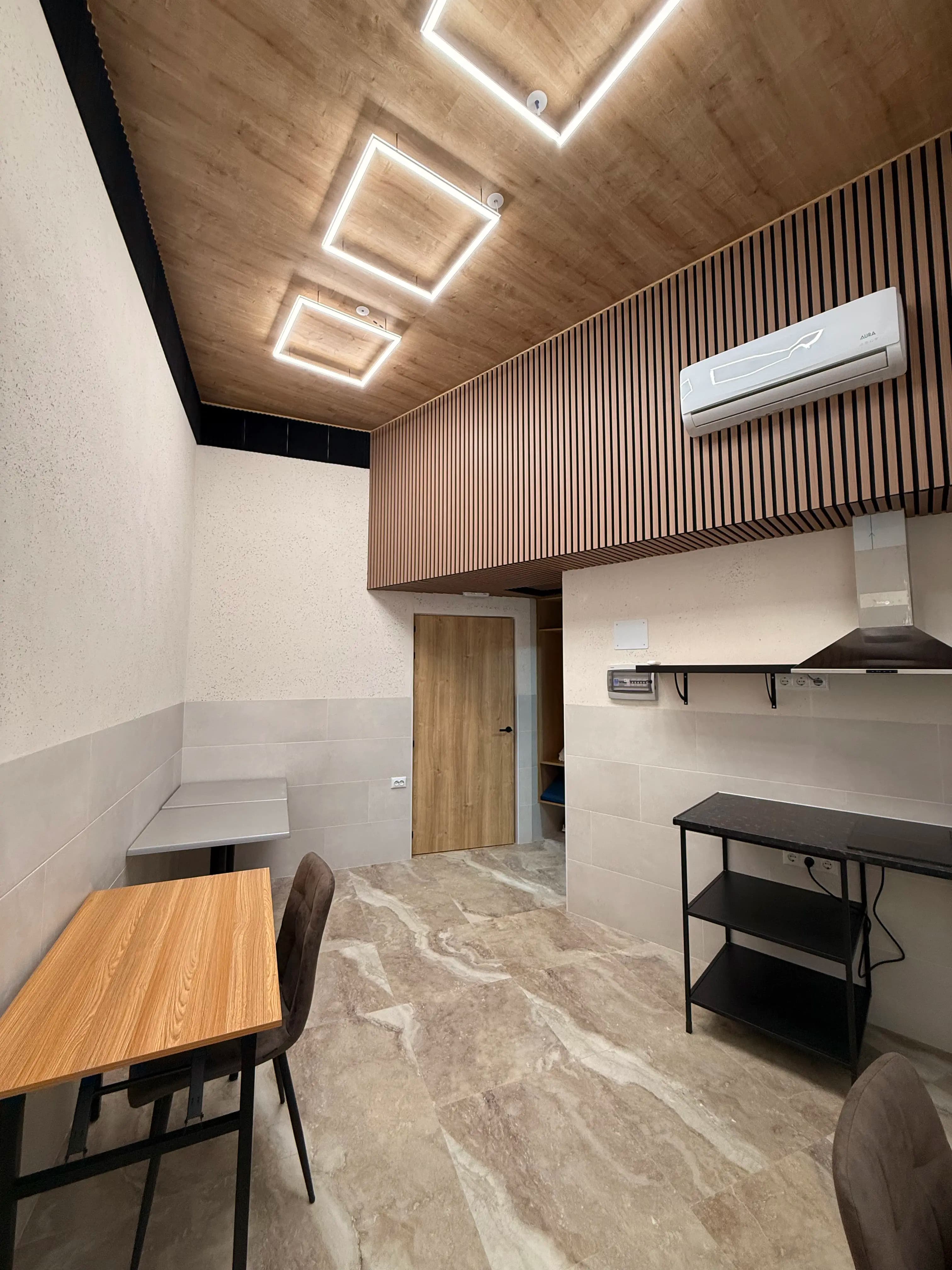 A private office nook at CoWork Altea with its own small kitchenette